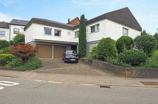 Einfamilienhaus kaufen in 73274 Notzingen, Einfamilienhaus mit Einliegerwohnung und großem Grundstück in Wellingen