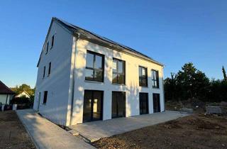 Haus mieten in Sebastian-Kneipp-Str., 86482 Aystetten, **Neubau I ERSTBEZUG I Moderne DHH in absolut ruhiger top Lage nhe. Uniklinik I inkl. EBK**