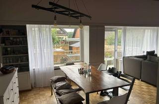 Haus mieten in Rathausstr. 91a, 53859 Niederkassel, freistehendes Einfamilienhaus, Privatweg, großer Garten, 6 Zimmer