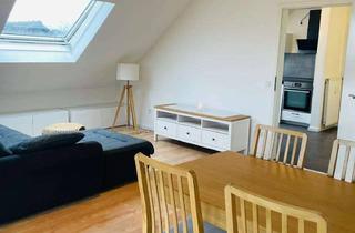 Immobilie mieten in Ludwig-Uhland-Strasse 14, 63477 Maintal, Charmante 2-Zimmer-Dachwohnung mit Balkon - Möbliert, ruhig und zentral !