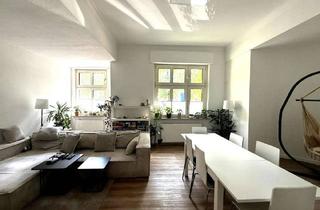 Wohnung kaufen in 47803 Kempener Feld/Baackeshof, Stilvolle 3-Zimmer-Erdgeschosswohnung mit kleinem Garten – Wohnen mit historischem Charme