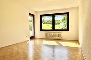 Wohnung kaufen in 31137 Hildesheim, Attraktive 3-Zimmer-Wohnung mit gehobener Ausstattung, 2 Balkonen und EBK in Hildesheim - bezugsfrei