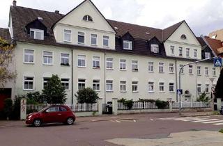 Wohnung mieten in Albert-Schweitzer-Str. 35, 06114 Paulusviertel, In der Herrichtung! Schöne große 2-Zimmerwohnung mit zukünftigen Balkon