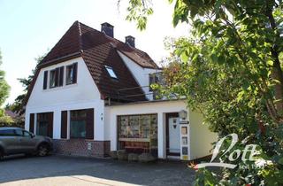 Wohnung mieten in 26689 Apen, **Dachgeschosswohnung - zentrale Lage**
