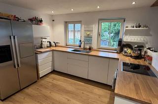 Wohnung mieten in 83623 Dietramszell, Sanierte 2,5-Zimmer-Wohnung mit Balkon und Einbauküche in Dietramszell