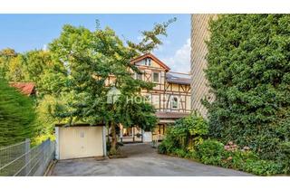 Haus kaufen in 37627 Stadtoldendorf, Liebevoll saniertes Fachwerkhaus – ideal als Wohn- und Geschäftshaus mit Garagen und Hof