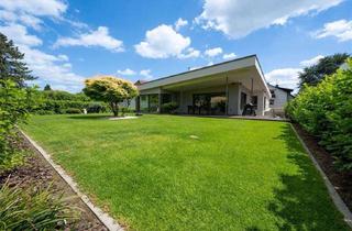 Villa kaufen in 61476 Kronberg, Kernsanierte Luxusvilla mit top Gartengrundstück in ruhiger Lage von Kronberg im Taunus