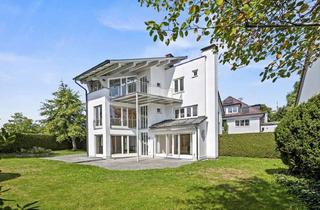 Einfamilienhaus kaufen in 82049 Pullach, Harmonie aus Raum und Licht - Einfamilienhaus mit eindrucksvollem Garten