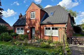 Haus kaufen in 25866 Mildstedt, Wohnen in Mildstedt – mit Wohnmobilcarport und Wellnessbereich