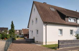 Doppelhaushälfte kaufen in 79423 Heitersheim, Familienfreundliche Doppelhaushälfte in Heitersheim – ca. 125 m² Wohnfläche & Ausbaureserve