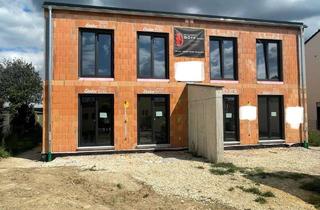 Haus mieten in 85080 Gaimersheim, Effizienz Neubau DHH mit unverbauten Blick