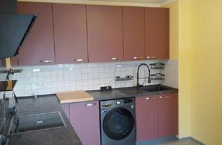 Wohnung mieten in 09125 Chemnitz, ERSTBEZUG NACH SANIERUNG !!! Großzügige 1-bis 2-R-Whg EBK teilmöbliert, Tiefgarage, Aufzug