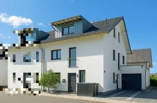 Doppelhaushälfte kaufen in 53840 Troisdorf, Traumhafte Immobilie - Zwei separate Wohneinheiten in einem modernen KfW-Effizienzhaus 70!