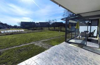 Haus kaufen in 78628 Rottweil, Rottweil / Neukirch - Sonniges Zweifamilienhaus mit großem Garten!