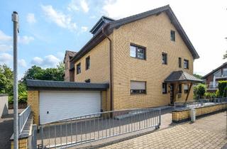 Haus kaufen in 51375 Leverkusen, Leverkusen - Zweifamilienhaus in begehrter Lage am Leimbacher Berg