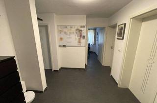 Wohnung kaufen in 89284 Pfaffenhofen, Pfaffenhofen - 3-Zimmer-Wohnung mit Balkon