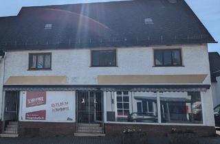 Einfamilienhaus kaufen in 35684 Dillenburg, Dillenburg - Einfamilienhaus, Renditeobjekt