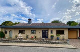 Haus kaufen in 41372 Niederkrüchten, Niederkrüchten - BUNGALOW mit Pool-Landschaft, Garage und Keller - ruhige Lage