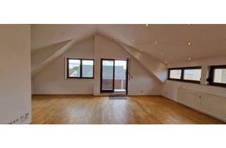 Wohnung kaufen in 72649 Wolfschlugen, Geschmackvolle, helle 4,5-Zimmer-DG-Wohnung, Einbauküche, 2 TG-Plätze in Wolfschlugen