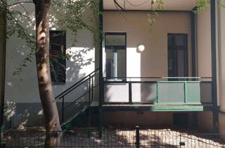 Wohnung kaufen in 04229 Schleußig, Bezugsfreie 5-Zimmerwohnung mit Balkon und Zugang zur Gartenfläche, sowie Stellplatz in Schleußig!