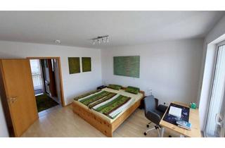 Penthouse mieten in Hemauerstraße 19a, 93047 Ostenviertel, Exklusive, helle 2-Zimmer Penthouse Wohnung mit gehobener Innenausstattung und EBK in Regensburg