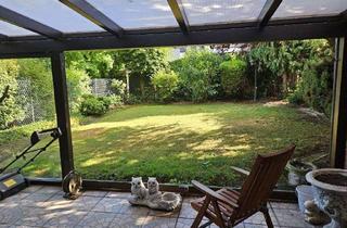 Wohnung mieten in Am Haus Lütz, 41066 Bettrath, Erdgeschosswohnung mit Terasse, Garten und Garage
