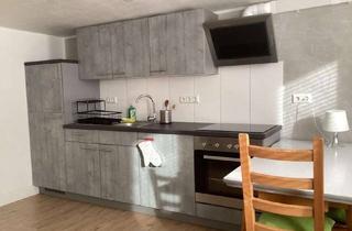 Wohnung mieten in Ketzerbach 23, 35037 Marburg, Gemütliche 38 qm Wohnung mit 2 Zimmern, Bad mit Fenster und cleverer Raumaufteilung
