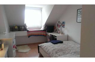 Wohnung mieten in Neutorstraße 11, 55116 Altstadt, Gemütliche DG-Wohnung - teilmöbliert - (2 Räume/Bad/WC) im Herzen der Mainzer Altstadt