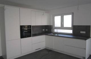 Wohnung mieten in Brunnenstr., 71083 Herrenberg, Neubau Erstbezug 2,5-Zimmer-Wohnung 1. OG in Herrenberg mit Küche und gehobener Ausstattung, TOP !