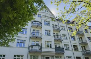 Wohnung mieten in Dietzgenstraße, 04157 Gohlis-Mitte, Wunderschöne 2-Zimmer DG-Wohnung mit Balkon & Aufzug in Gründerzeithaus - direkt am Park
