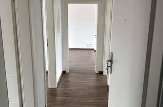 Wohnung mieten in Neunkircher Straße 66113, 66113 Saarbrücken, Geschmackvolle 3-Raum-Wohnung mit Balkon in Saarbrücken Rodenhof