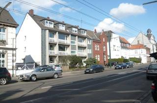 Wohnung mieten in Benrather-Schloßallee 81, 40597 Benrath, Helle 4 Zimmer Wohnung mit Balkon - Benrath
