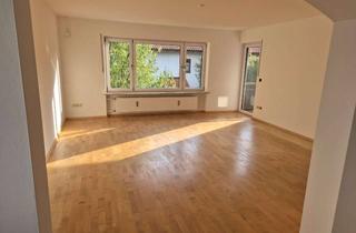 Wohnung mieten in Glonner Str. 38, 85640 Putzbrunn, Geschmackvolle 3,5-Raum-Wohnung mit Balkon und Einbauküche in Putzbrunn