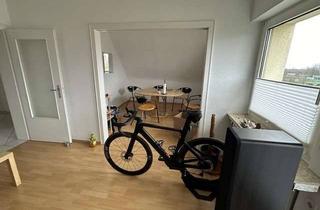 Wohnung mieten in Husenbergweg, 53332 Bornheim, 3-Zimmer-Dachgeschosswohnung in Bornheim-Waldorf, Höhenlage