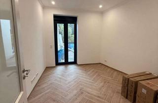 Wohnung mieten in 42275 Barmen, Erstbezug nach Sanierung mit EBK und Garten: freundliche 1-Zimmer-Wohnung in Wuppertal