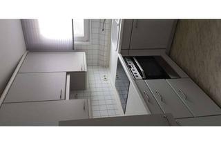 Wohnung mieten in Prümer Str. 2 b, 54634 Bitburg, Freundliche und vollständig renovierte 4-Zimmer-Dachgeschosswohnung mit Balkon und EBK in Bitburg