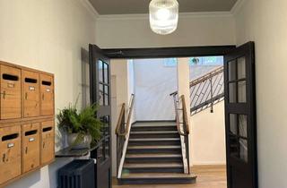 Wohnung mieten in 95028 Innenstadt, Stilvolle 2-Zimmer-DG-Wohnung mit Dachterrasse