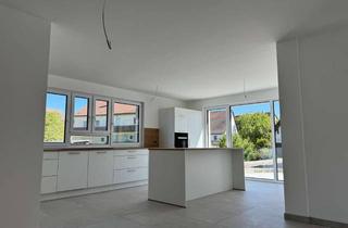 Wohnung mieten in Dorfstr. 18/2, 74538 Rosengarten, 3-Raum-Erdgeschosswohnung mit geh. Innenausstattung mit Terrasse und EBK in Rosengarten, Erstbezug
