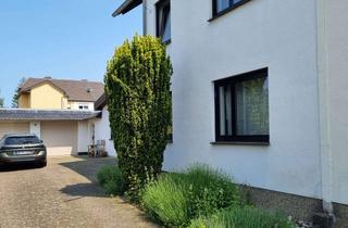 Wohnung mieten in In Der Sitters 11, 66128 Saarbrücken, Sanierte Wohnung mit drei Zimmern und S/O Balkon in Saarbrücken