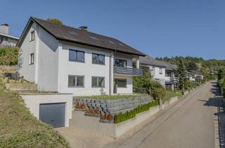 Haus kaufen in 75239 Eisingen, Wohnen & investieren: Stilvolles EFH mit Einliegerwohnung und einzigartigem Blick über Eisingen