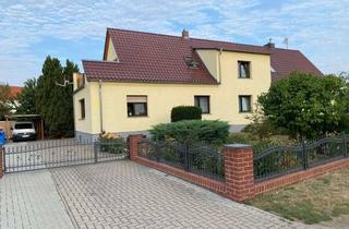 Haus kaufen in 15306 Seelow, Familienfreundliches Wohnen mit Komfort - Einliegerwohnung möglich