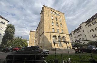 Wohnung kaufen in Senefelderstrasse 45B, 70176 West, Attraktive historische 4 Zimmer Altbauwohnung in sehr ruhiger zentraler Lage in Stuttgart-West