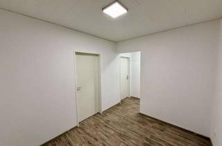 Wohnung mieten in Eichenweg, 38268 Lengede, Helle und modern renovierte 3-Zimmer-Wohnung mit großem Balkon, Stellplatz und Keller in Lengede
