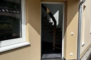 Wohnung mieten in 54492 Zeltingen-Rachtig, Gepflegte Wohnung in Zeltingen-Rachtig 3SZ+WZ+KDB (1. OG)