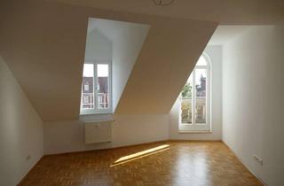 Wohnung mieten in 91054 Erlangen, Traumhafte Ein-Zimmer-Dachgeschosswohnung im Erlanger Zentrum