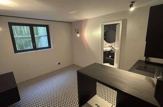 Wohnung mieten in 80999 Allach-Untermenzing, Exklusive 1,5-Raum-Wohnung im KELLER mit gehobener Innenausstattung in München Allach (Untermiete)