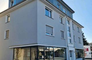 Wohnung mieten in 33332 Gütersloh, Modernisierte 3-Zimmer-Dachgeschosswohnung mit Balkon in der Innenstadt