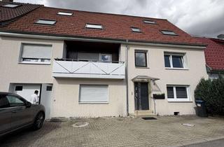 Wohnung mieten in Hinter-Höfen-Straße, 72587 Römerstein, Neuwertige 4-Raum-Wohnung mit Balkon und Einbauküche in Römerstein