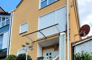 Haus kaufen in Drosselweg 10, 35647 Waldsolms, Großes Reihenendhaus mit Terrasse und Garten! Viel Platz für die ganze Familie!
