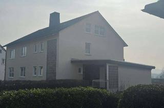 Haus kaufen in 34587 Felsberg, Renditeobjekt 3 Fam Haus Vermietet in 34587 Felsberg/Neuenbrunslar